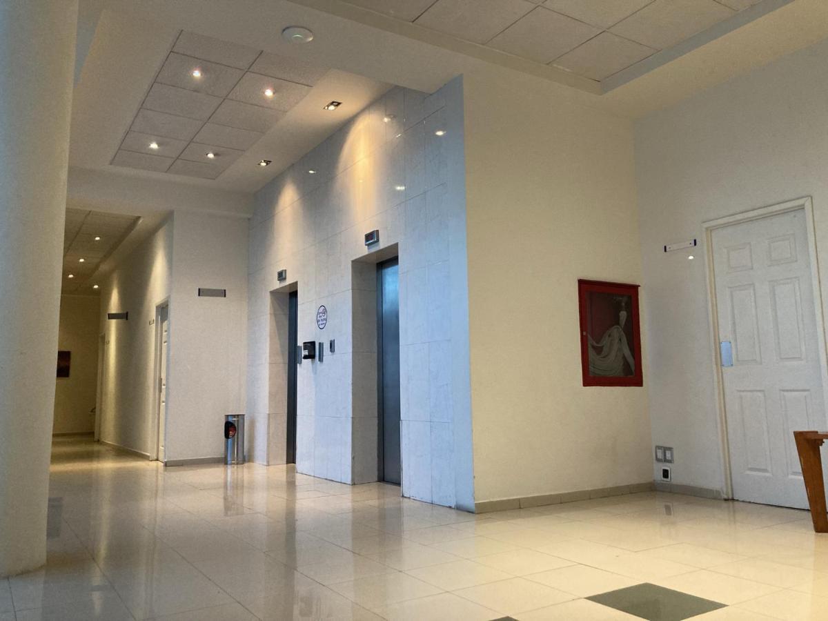 Hotel Enterprise Inn Poliforum Леон Экстерьер фото